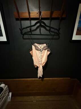 Out From Under Peach Black Lace Trim Tie Front Cami Top Size S